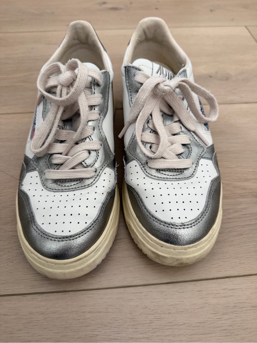 Autry Medalist Low Sneaker